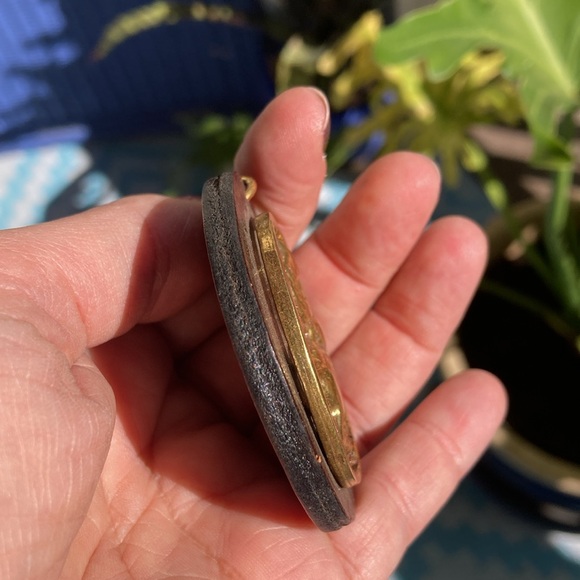 Vintage horse pendant - Picture 3 of 4